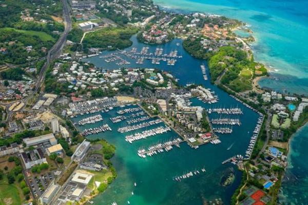 Superbe Studio Avec Piscine, Au Coeur De La Marina! Village Soleil ! Proche Aeroport & Ferry Le Gosier  Exterior foto